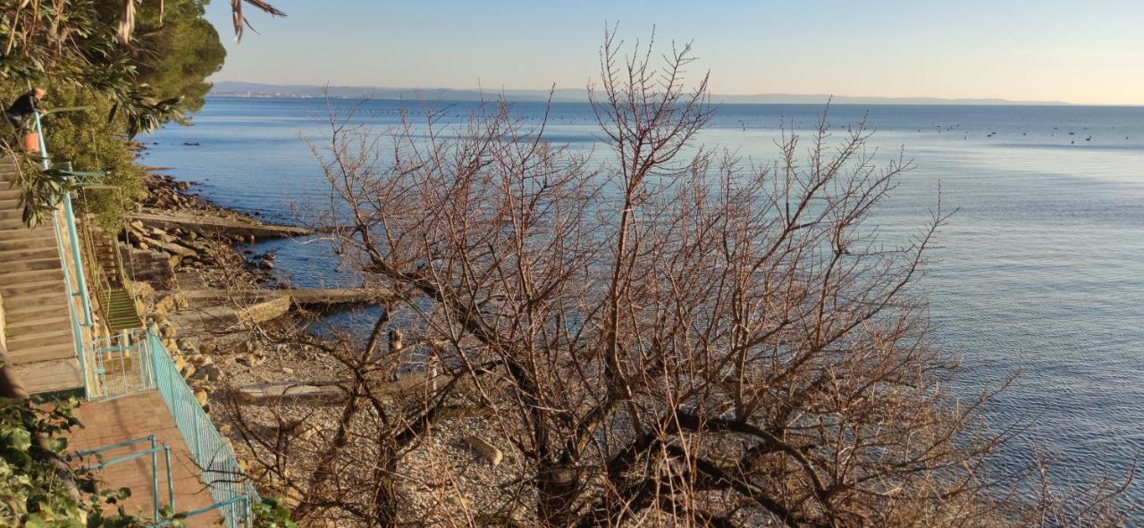 Locazione Turistica Sul Mare Strada Costiera 244, Trieste 산타 크로체 마레 외부 사진